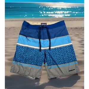 Patagonia Shorts Mens 32 Blue Batik Hex Stripe Wavefarer‎ Boardshorts Swim Trunk